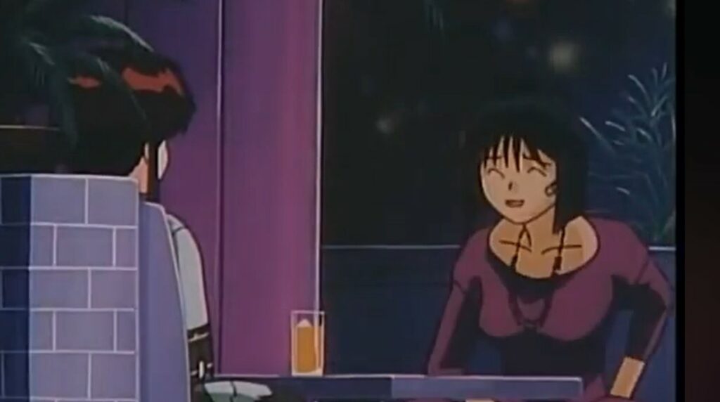 Yakumo trabajando de travesti en el bar.